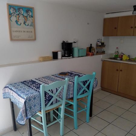 Artemis Ermoupoli Centre Appartement Pour Petit Budget Backpackers المظهر الخارجي الصورة
